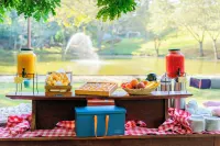 Almenat Embu Das Artes, Tapestry Collection by Hilton - Desayuno
