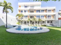 Collection O Hotel Mango,Six Flags Hurricane Harbor Oaxtepec - Pools