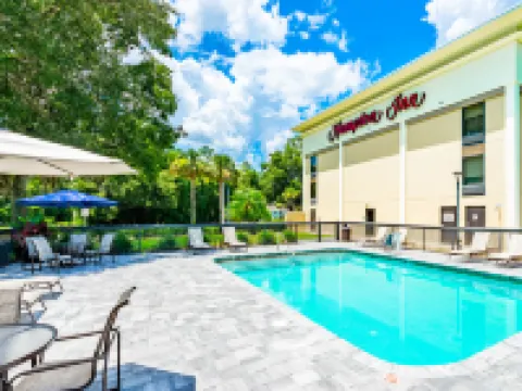 ハンプトン イン ゲインズヴィル ゲーンズビルのホテル