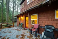 Glacier Springs Cabin 12 - Pet Friendly, Wifi, AC, Sleeps 4