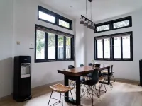 Casuarina Villa Bandung Hotels in Regol