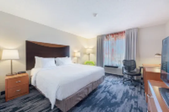Fairfield Inn & Suites Chicago Naperville Hotels in Naperville