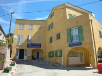 Chambres d'hôtes chez Fernand Hôtels à : Macinaggio