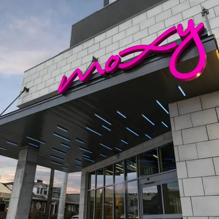 Moxy Nashville Vanderbilt Area Отели рядом с достопримечательностью «Университет Вандербильта»