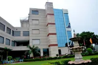 Palm Galaxy Hotels in Alinagar Kenjra