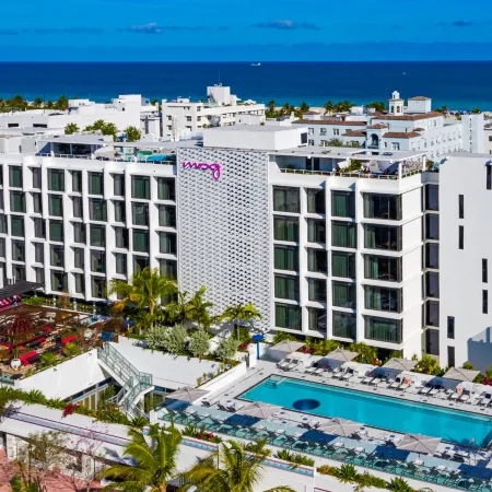 Moxy Miami South Beach Отели рядом с достопримечательностью «Парк Саус-Пуанте»