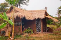Lang Ho Homestay - Coffee Hotels near Vincom Shophouse Kon Tum