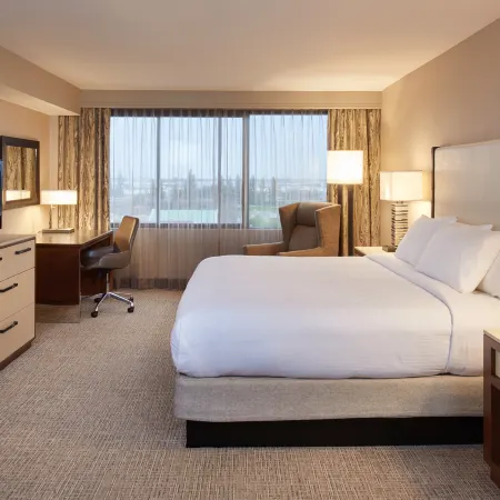 DoubleTree by Hilton Fresno Convention Center