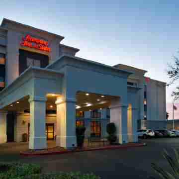 Hampton Inn & Suites Las Vegas Airport Hotel Exterior