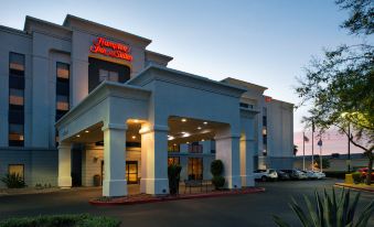 Hampton Inn & Suites Las Vegas Airport
