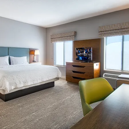 Hampton Inn & Suites Hemet
