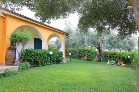 Ciumara Houses - Ciumara East