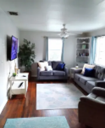 Cute & Cozy Cottage In The Heart of Gulfport