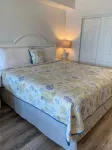 Daytona Beach Oceanfront 4 Fl Great Rates with Spectacular Views of the beach
