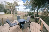 Contemporary Marsh View Getaway - Less Than 10 Minutes From Downtown
