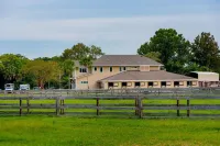 Renovated on the Lagoon within Walking Distance to the Beach & Amenity Cards!