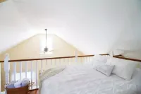 Modern Loft Downtown