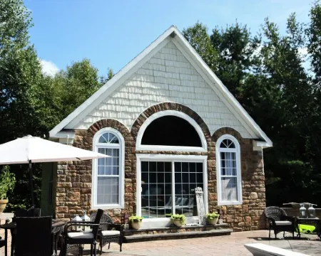 Martin’s Guesthouse Hotels in Hounsfield