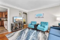 Cozy 3 bedroom family friendly home just a few blocks from downtown Ferndale.