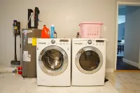 Newly Renovated 3 Bedroom Pool House