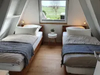 Roof-only house "Murmel 4", charging station f. Electric cars, fireplace, beach chair, WLAN