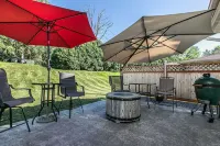 Spacious Updated Home Within Minutes to Shopping & Restaurants! - 부티크