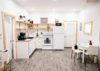 Cozy 1 BD rental home in Historic Tree Streets