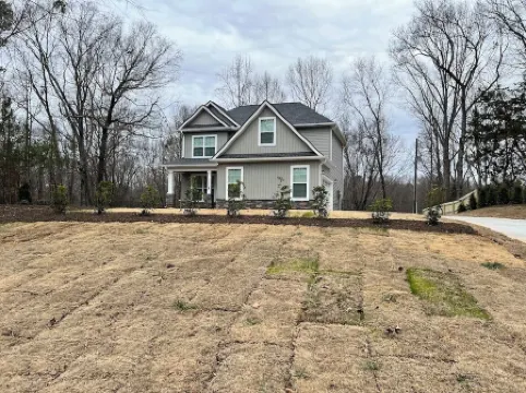 New! Charming New Modern 4/2.5 Home in Clemson SC - Just 5 minutes to Clemson U