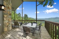 STUNNING VIEWS!!! LUXURY MT VISTA LODGE CLOSE TO DOWNTOWN & HIGHLANDS Hotels in Ellijay