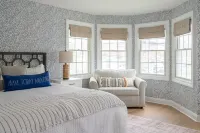 Beachblock Oasis: 5BR Designer Charm w Private Driveway! Ripley's Believe It or Not! Museum周辺のホテル