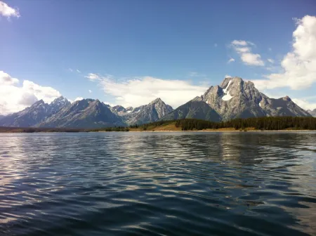 Jackson Hole Teton Village Condo Sleeps 6 Pool and Hot Tub Access.