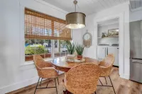 Coastal Cottage near DT Bluffton w/ Golf Cart