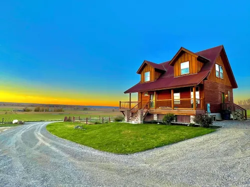 Montrose Quiet Country Home with a View on 3 Acres! Hotels in Montrose County