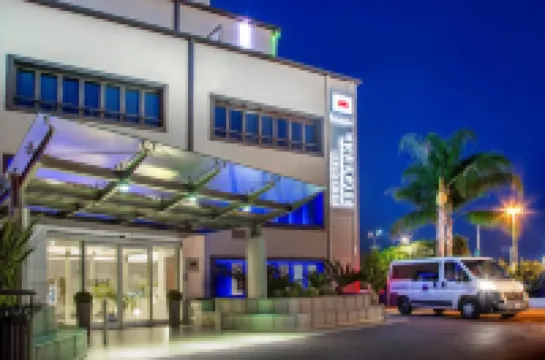 Hotel Domidea Hotels near Palmiro Togliatti