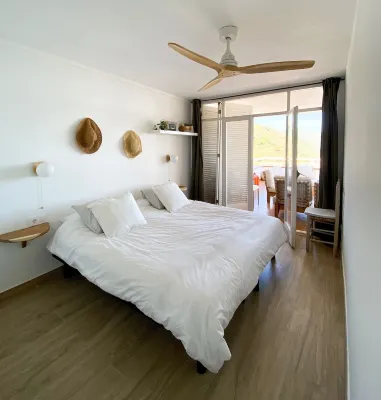 Thegoldsand Salions, Tossa de MarApartment in private cove.