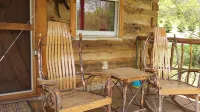 Glory Days Riverfront 1800s log cabin near Gem mines