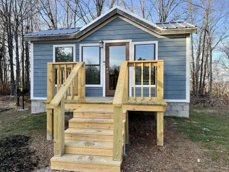 Table Rock Tiny Homes Rock Creek Cabin