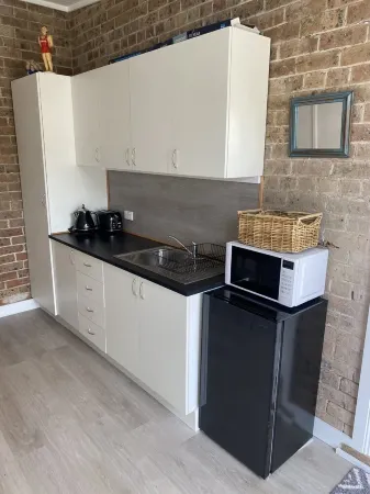 Beautiful pet friendly accommodation in Mittagong's blue ribbon precinct