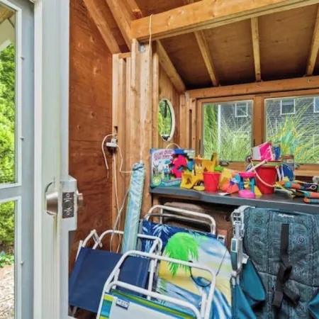 Family Friendly 2BR Home · Walk to Beach + Downtown Rockport · KING Bed