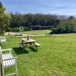 Romantic Vintage Carriage in 2 acres!❤️Idyllic location, 5 min walk beach & pub!