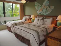 Spectacular Oceanfront Condo With Beautiful Sunsets