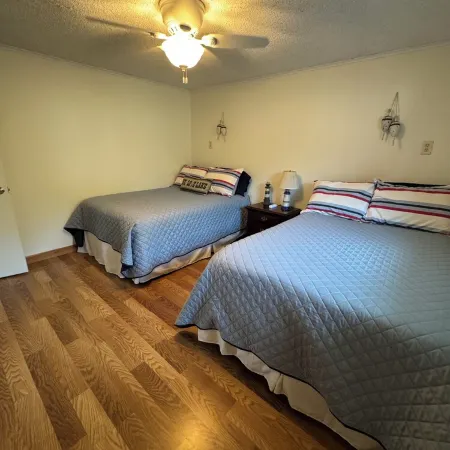 Summer Special Lake House Mins from Lexington, MI