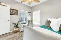 Paddle with Dolphins Boat Dock and Stay Suite