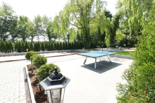 Royal Suite im Barock-stil mit Terrasse im Herrenhaus-henriettenhof