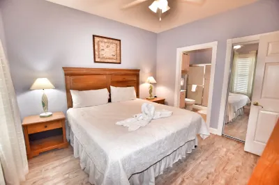 Lake & Pool View in the Heart of Myrtle Beach, SC-Magnolia Pointe-Myrtlewood
