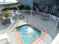 Bunni's Beach Condo ~ WOW !!  Free assigned parking!  Calendar up to date...