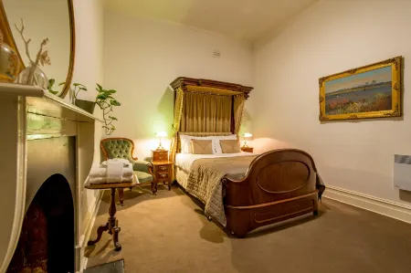 American Hotel Creswick