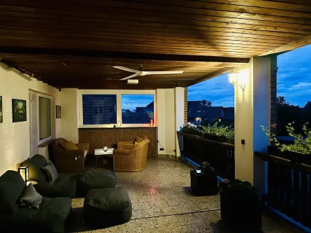 Apartment Steinhude. 115sqm + 30sqm loggia between bathing island and promenade