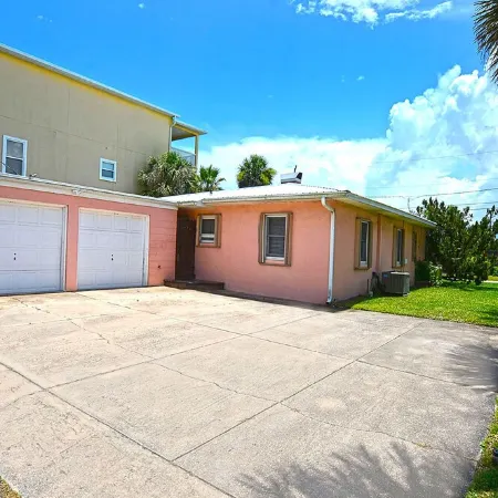 Sunburst Cottage Beachside