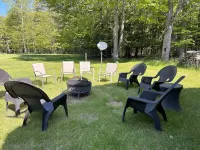 Between 2 Lakes-Relaxing Vacation Near Adventure
